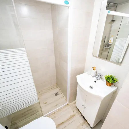 Old Ultracentral Calea Victoriei *