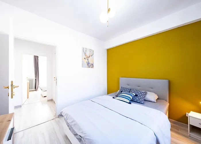 Old Ultracentral Calea Victoriei Apartament Bucureşti