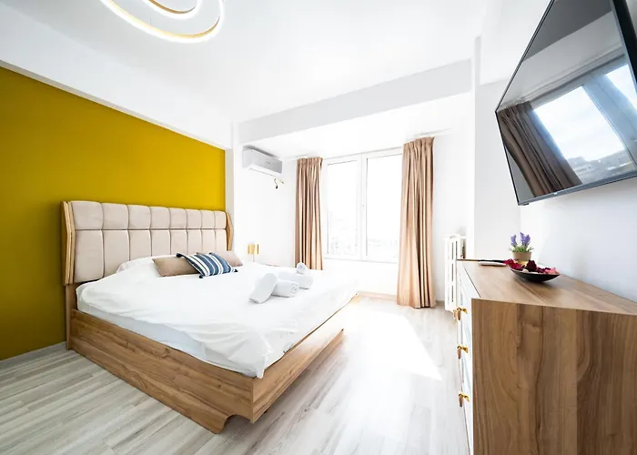 Old Ultracentral Calea Victoriei