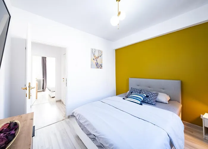 Old Ultracentral Calea Victoriei Lägenhet *